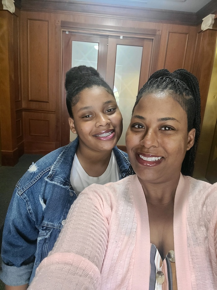 Photo of Zoe and her mom